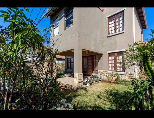 4 BEDROOM HOUSE FOR SALE IN SUMMERSET